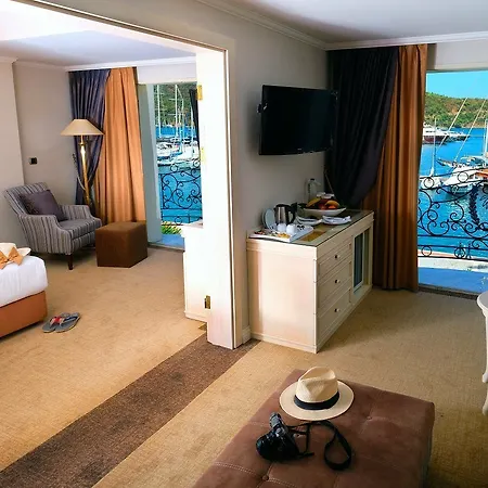 Ece Saray Marina (adults Only) Otel 4*