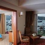 호텔 Ece Saray Marina (adults Only) 4*