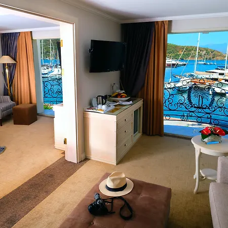 Ece Saray Marina