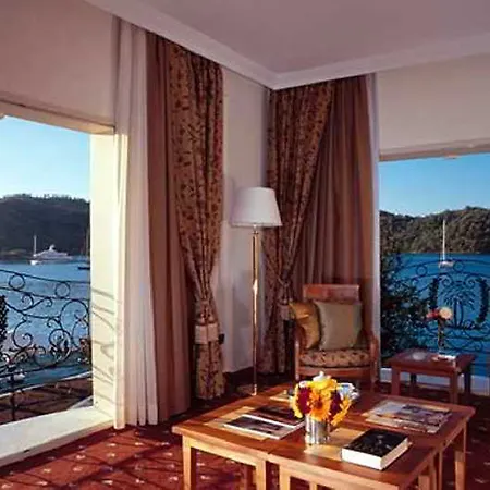 Ece Saray Marina Hotel