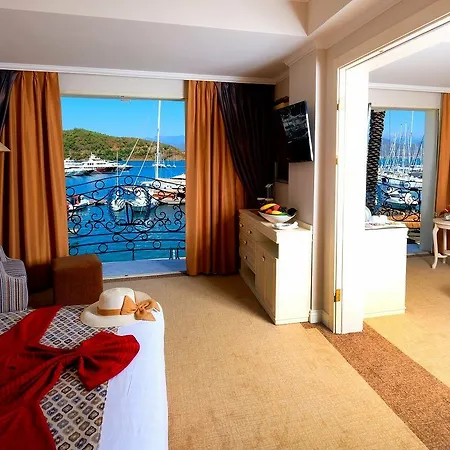 Ece Saray Marina