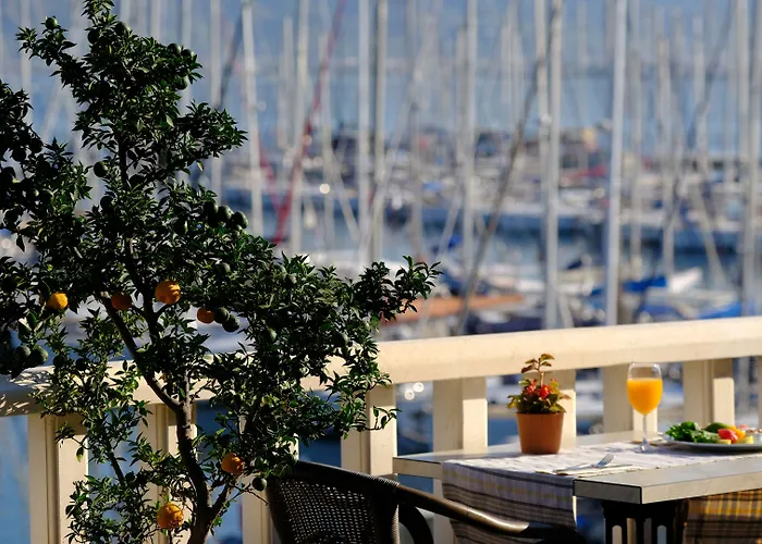 Hotell Ece Saray Marina (adults Only) Fethiye