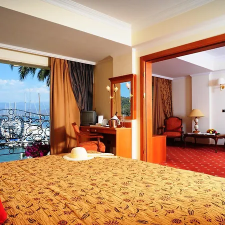 Hotel Ece Saray Marina (adults Only) 4*