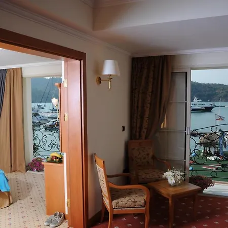 Hotel Ece Saray Marina (adults Only) 4*