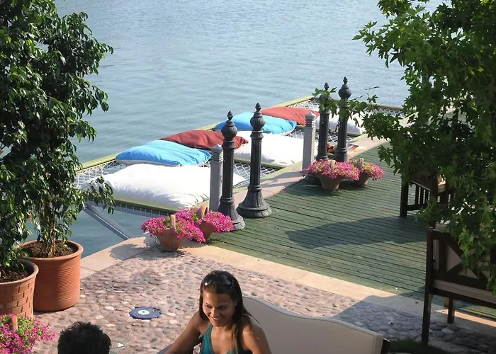 ホテル Ece Saray Marina (adults Only) 4*